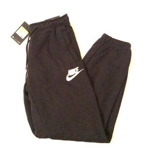 Nike women’s sweatpants